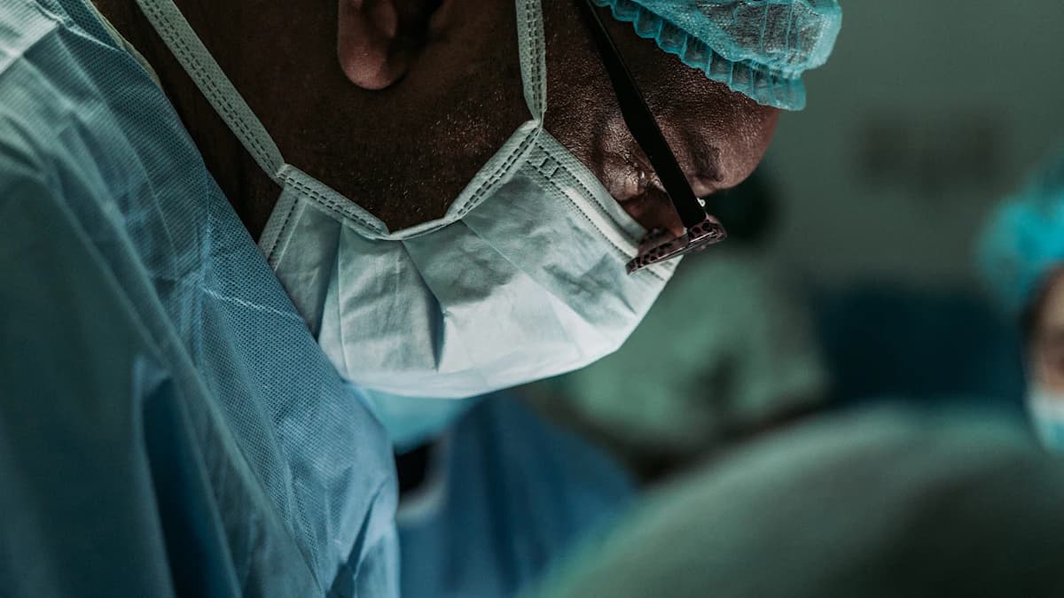 Patient bespreekt medicatielijst met een cardioloog