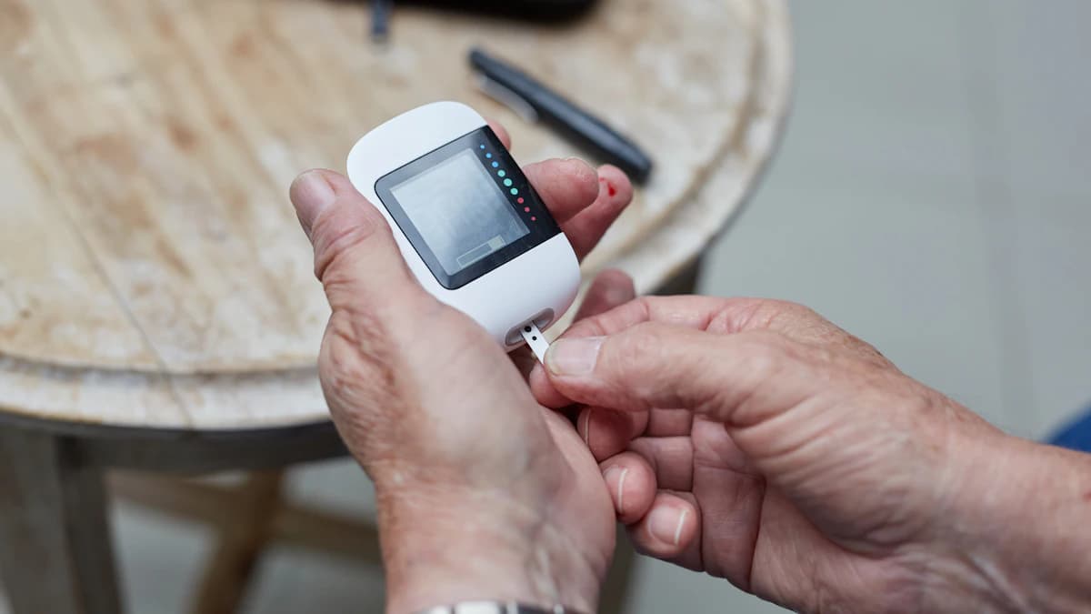 Diabetoloog bespreekt controles voor hart, nieren, ogen en voeten