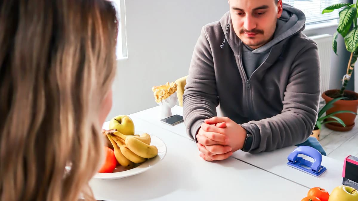 Client bereidt eerste consult bij de dietist voor