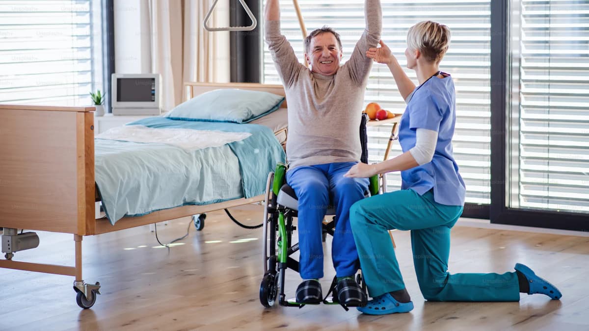 Ergotherapeut bespreekt vergoeding en behandelplan met client