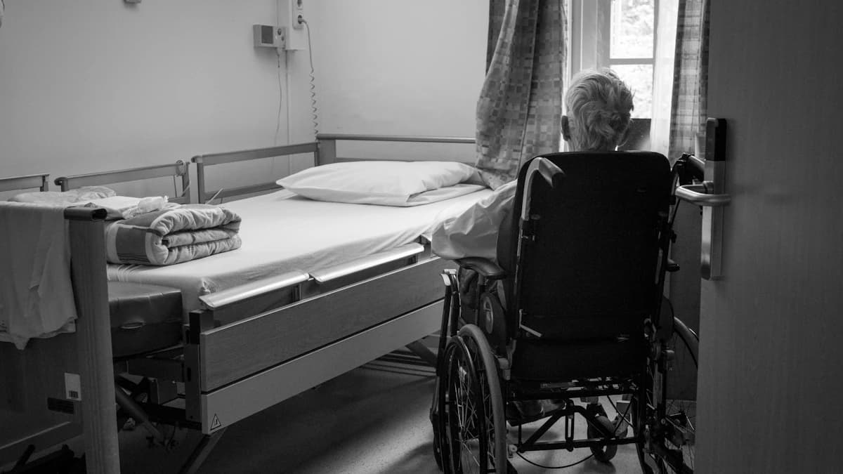 Familie beoordeelt informatie en reviews van een geheugenkliniek