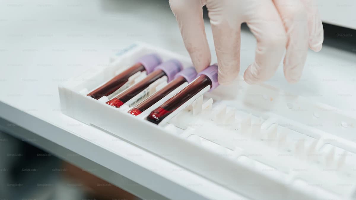Supplementen en hormoonclaims kritisch beoordelen met medische veiligheidsvragen