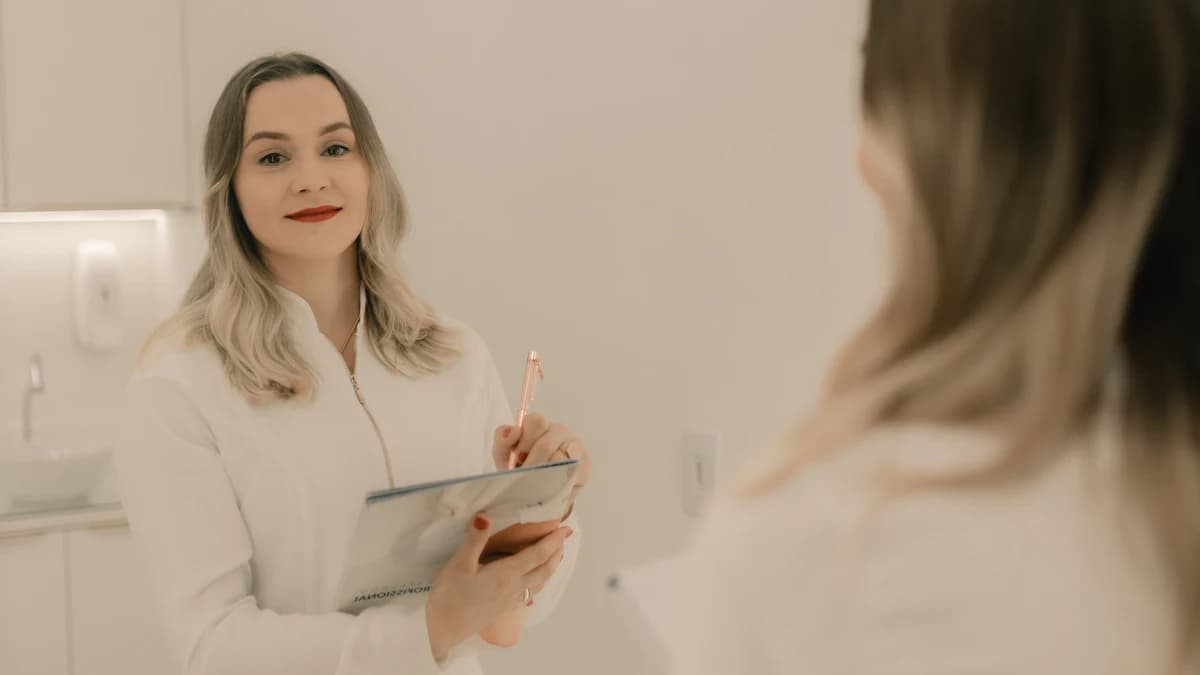 Beslissen wanneer een huidtherapie behandeltraject stoppen of pauzeren moet