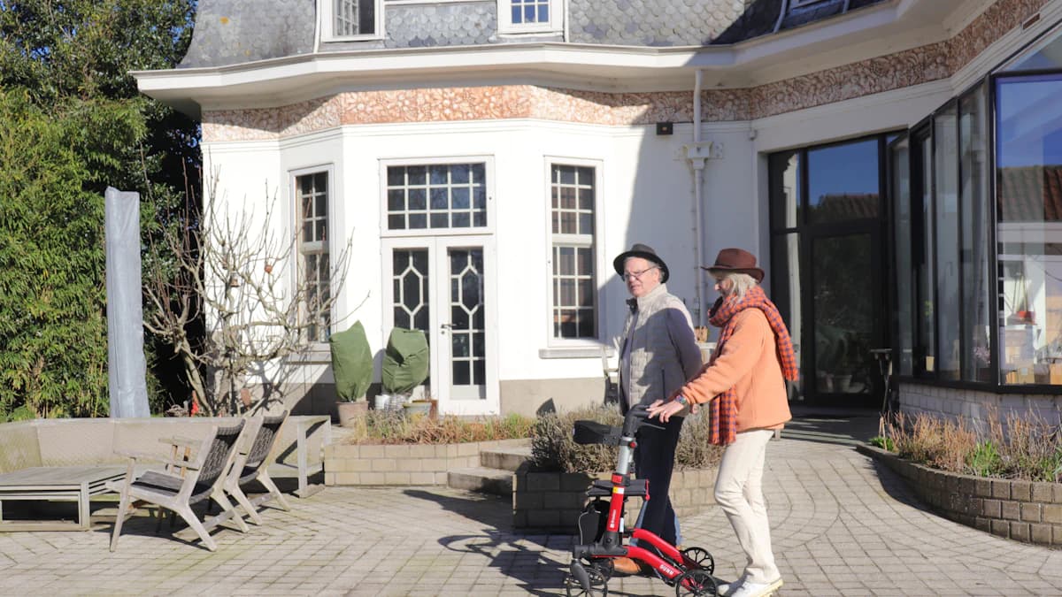 Oudere combineert hulp aan huis met dagopvang en mantelzorg