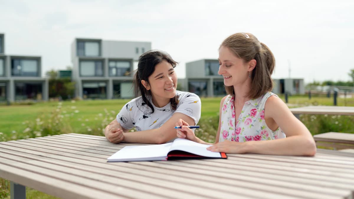 Kosten en vergoeding van hulp aan huis voor ouderen bespreken