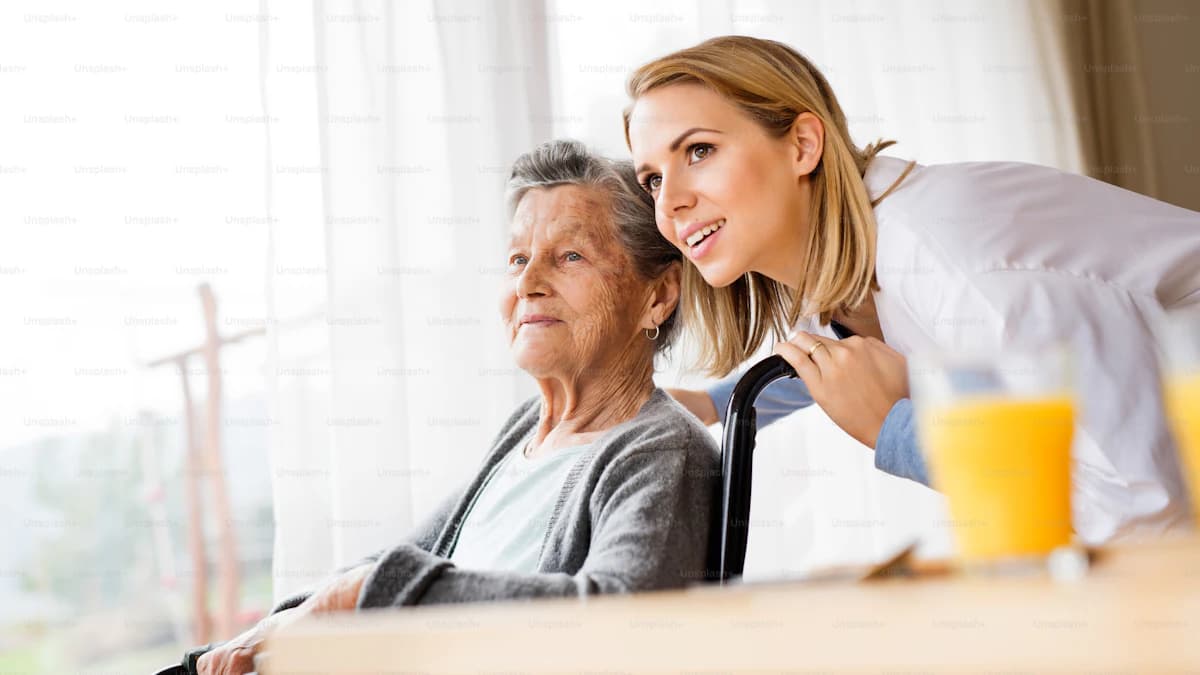 Mantelzorger vermindert belasting met hulp aan huis voor oudere